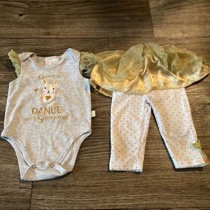 Princess Baby Girl Top/Bottom Set (6/9 Months)